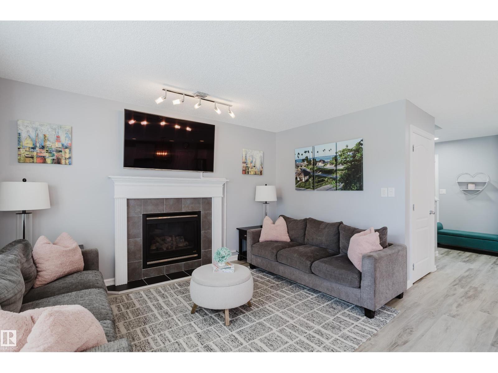 8307 6 AV SW - Image 15