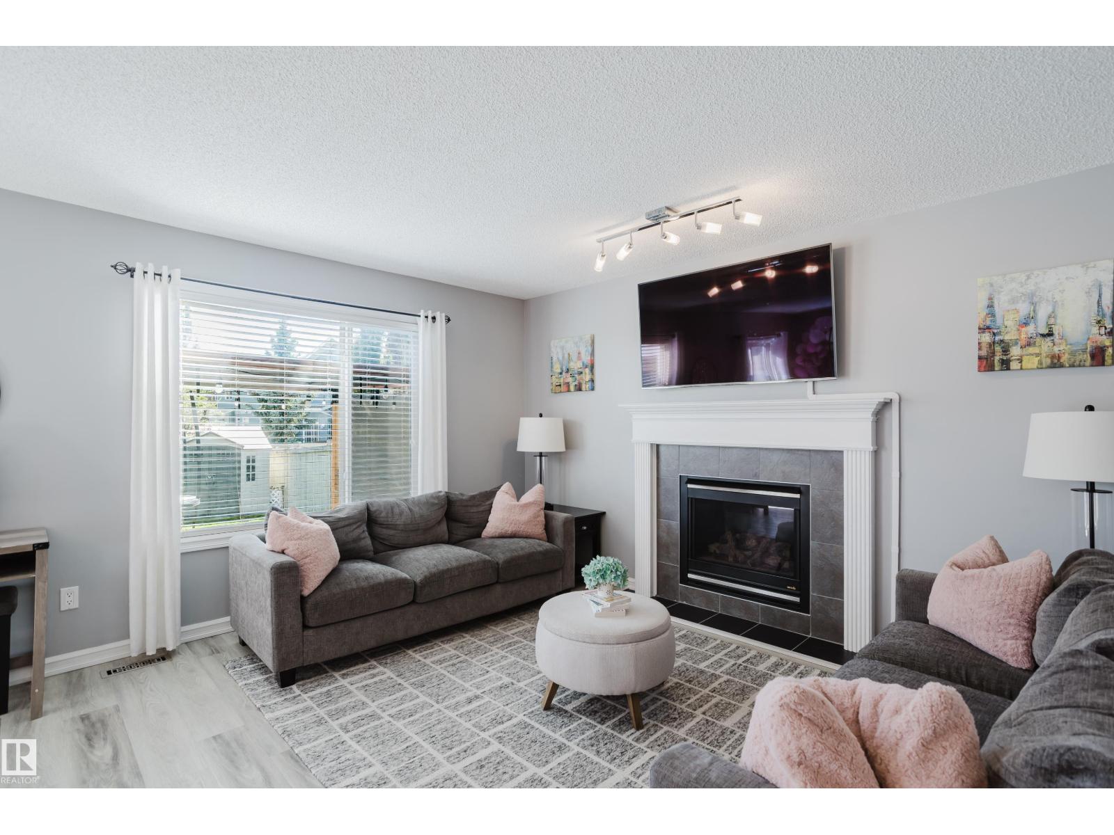 8307 6 AV SW - Image 16