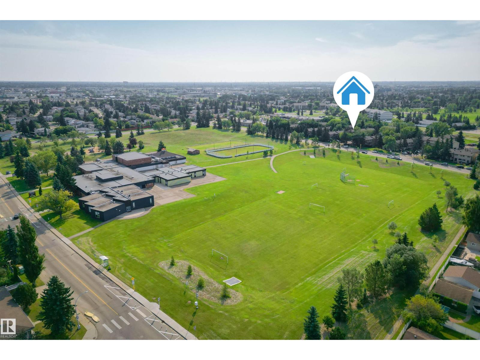 #139 10633 31 AV NW - 36