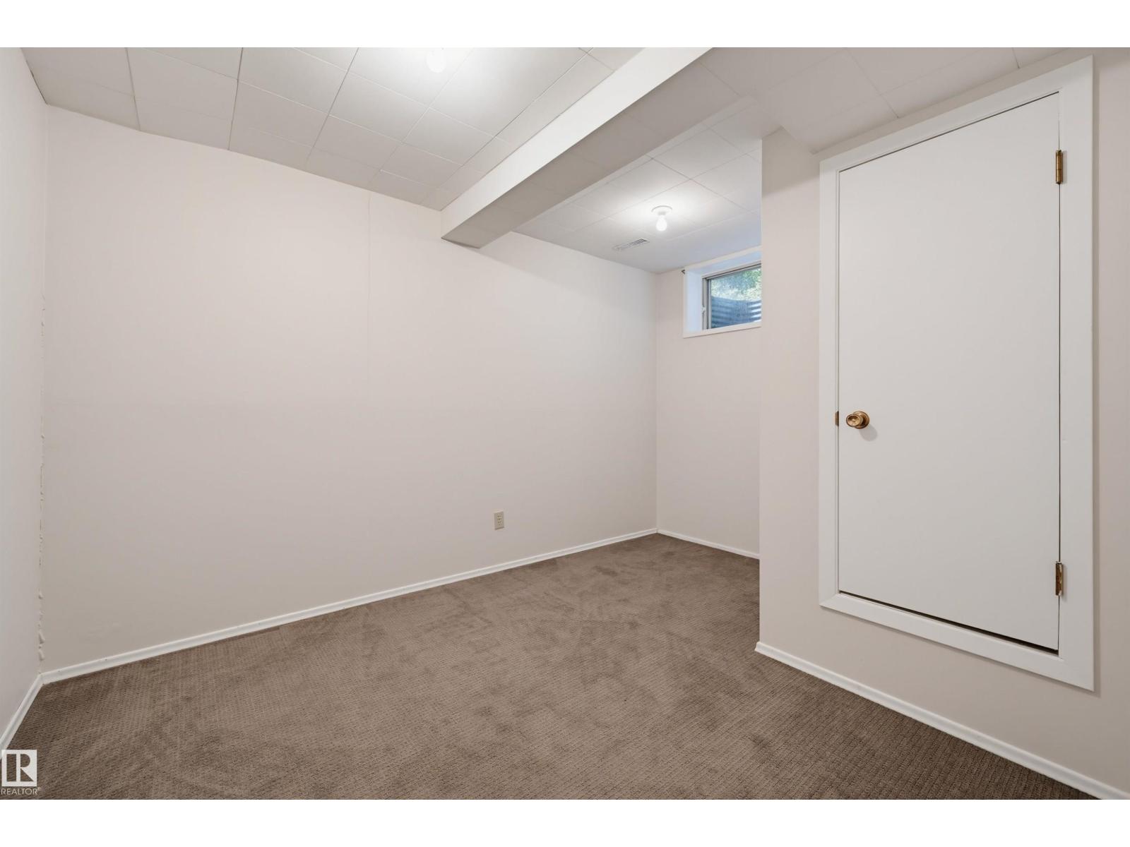 #139 10633 31 AV NW - Image 29