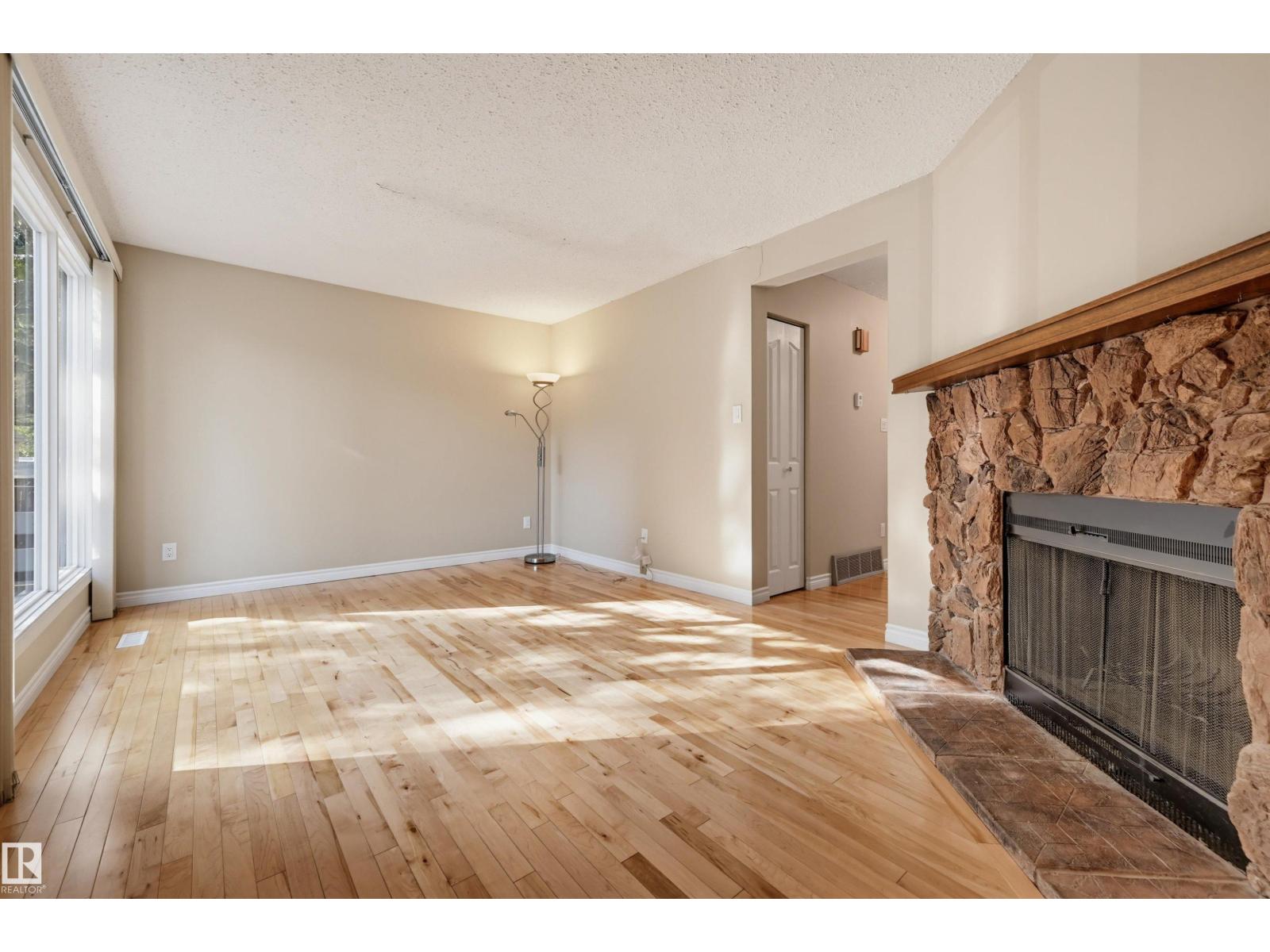 #139 10633 31 AV NW, Steinhauer, Edmonton photo 4