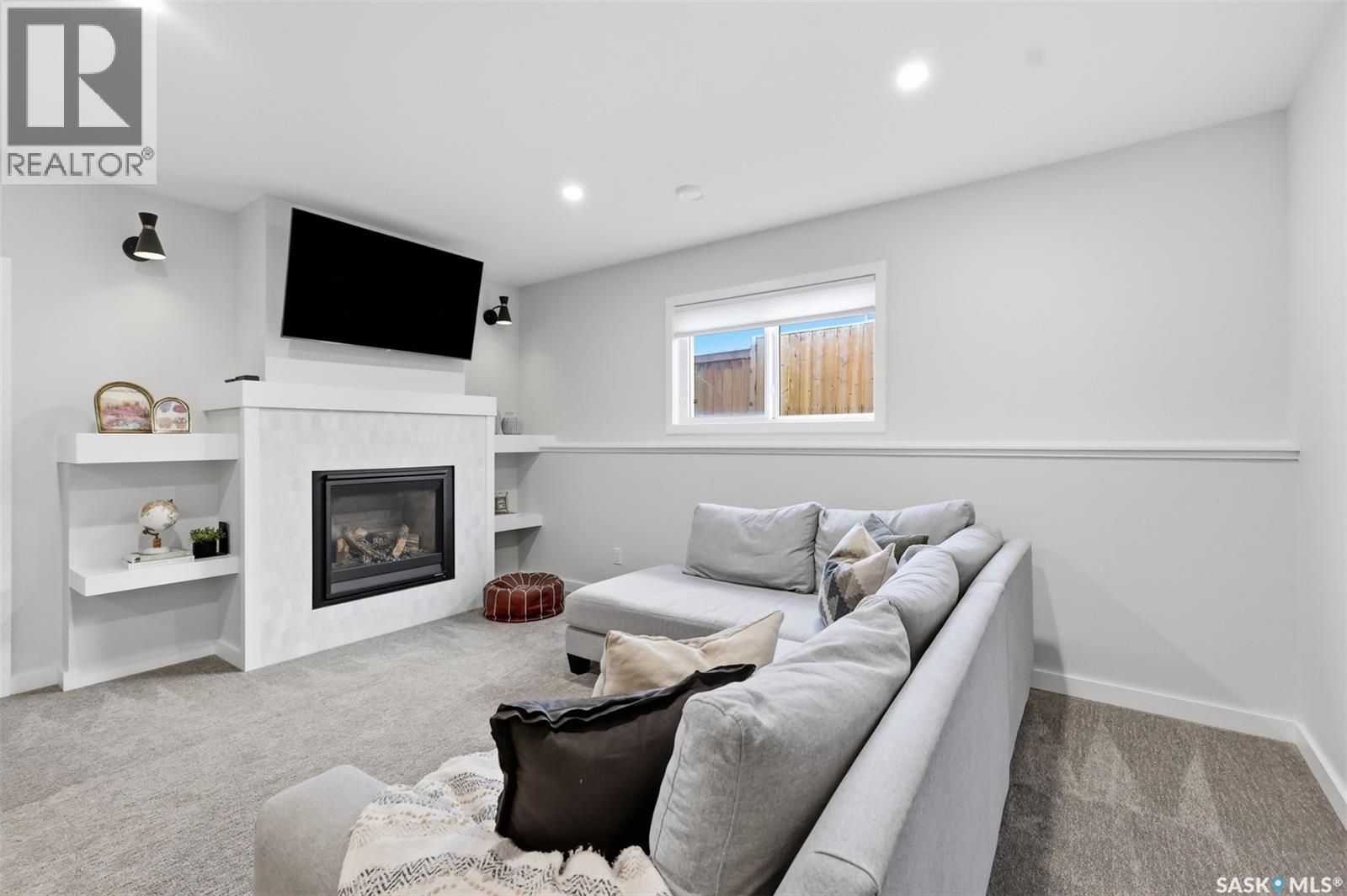 315 Underhill BEND - 21