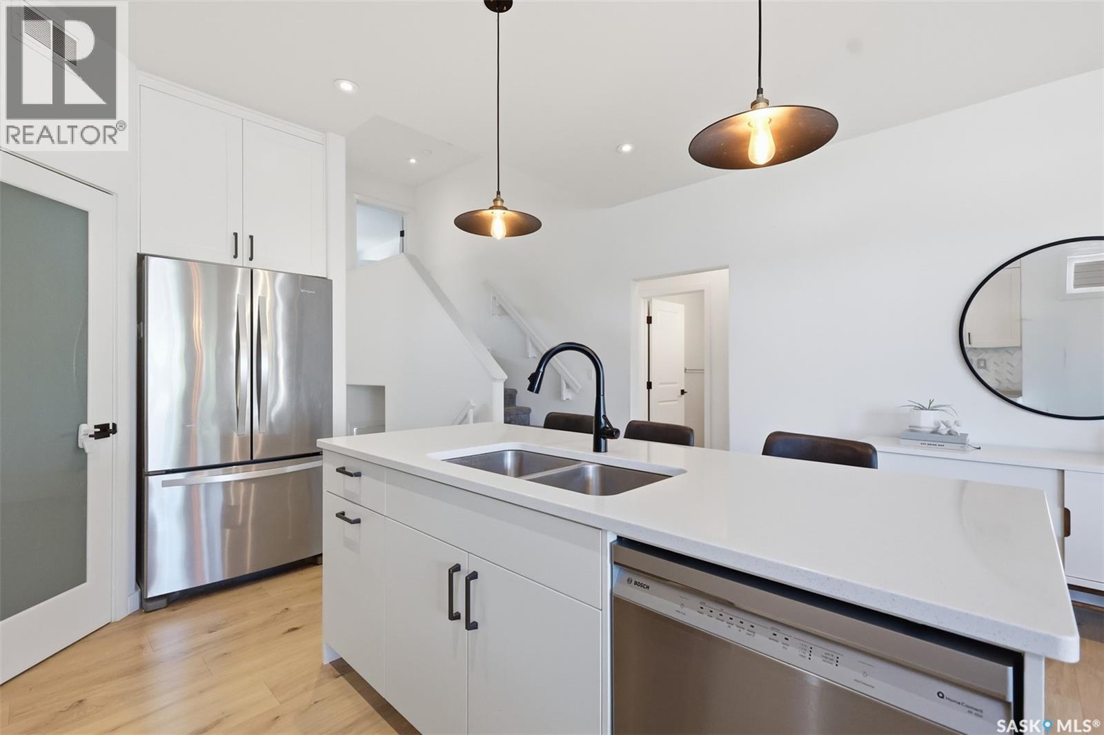 315 Underhill BEND - 8