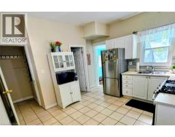 Kitchen - 81 Grey Street, Brantford, ON N3T2T4 Photo 9
