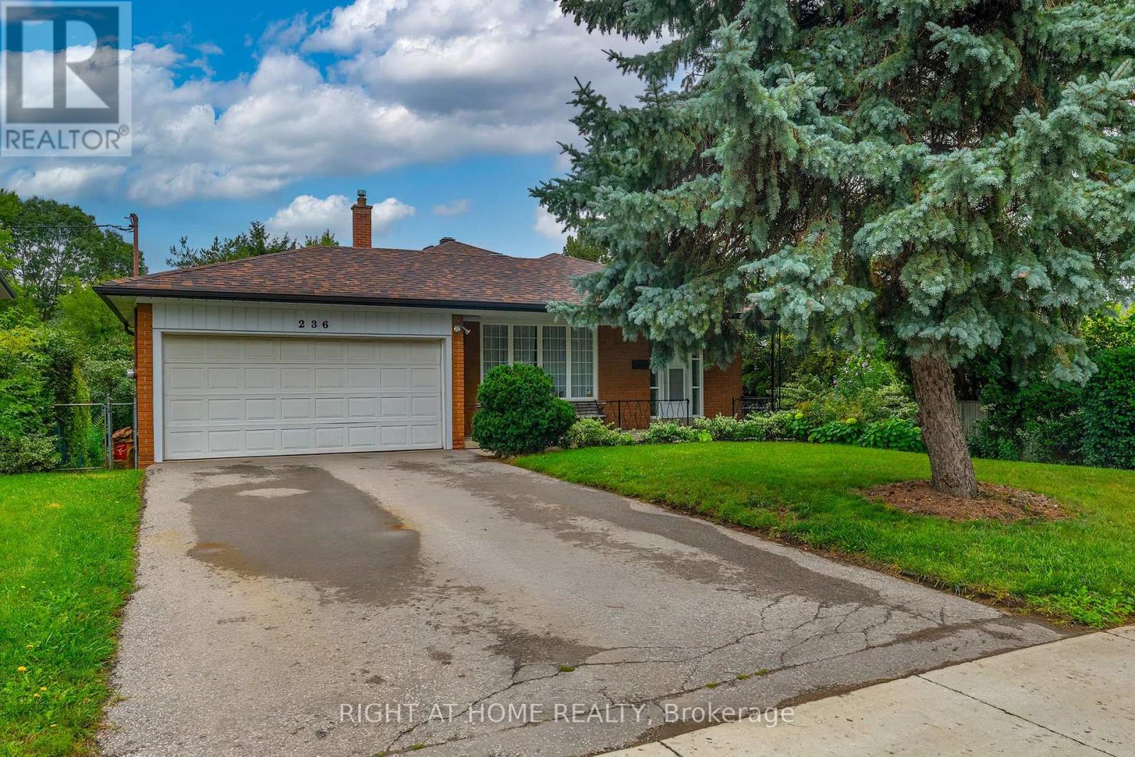 236 SHAUGHNESSY BOULEVARD - 2
