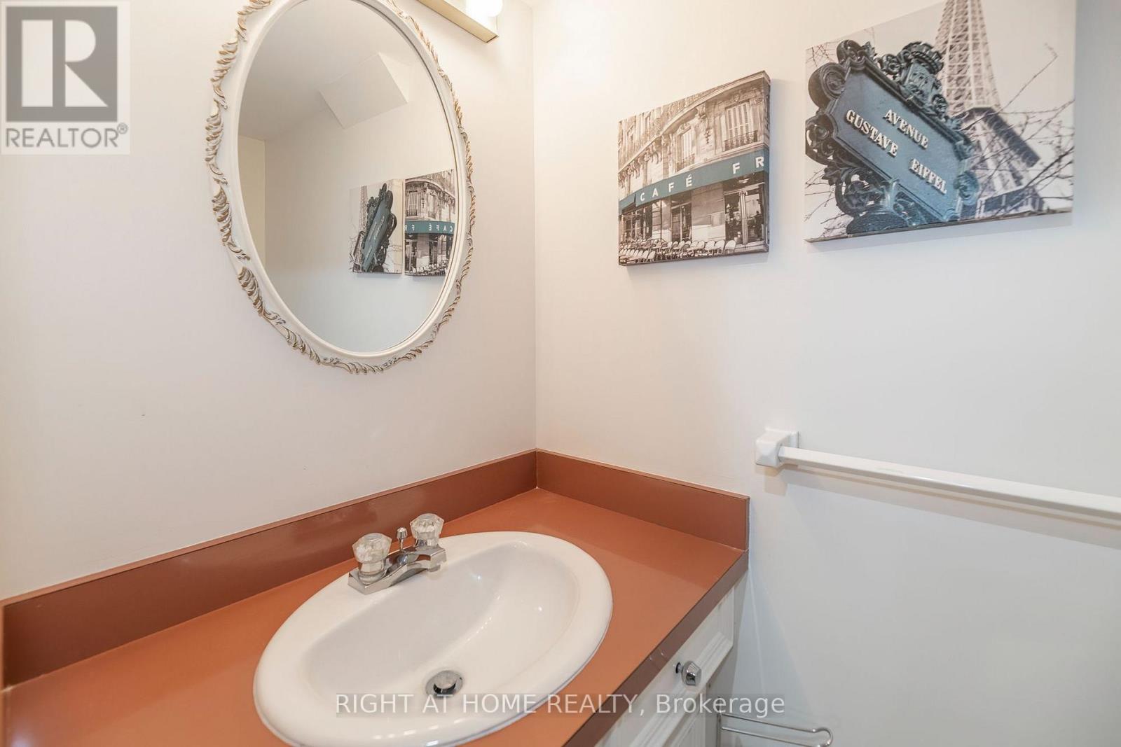 236 SHAUGHNESSY BOULEVARD - Image 29