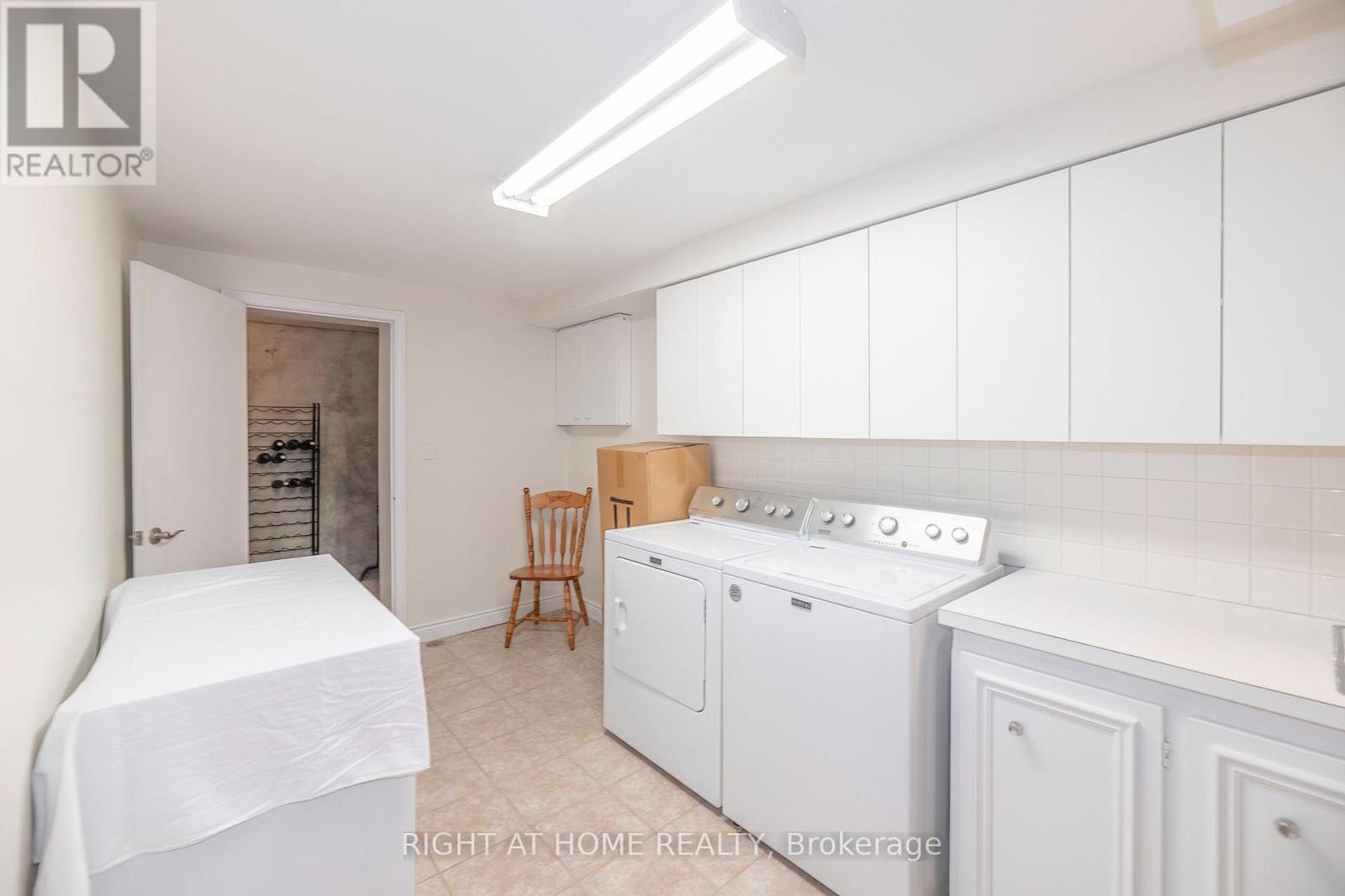 236 SHAUGHNESSY BOULEVARD - 31