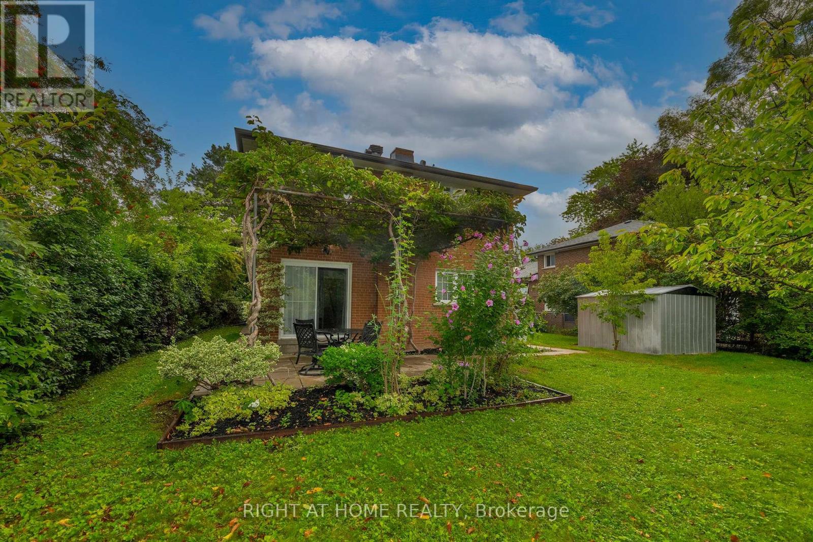 236 SHAUGHNESSY BOULEVARD - Image 36