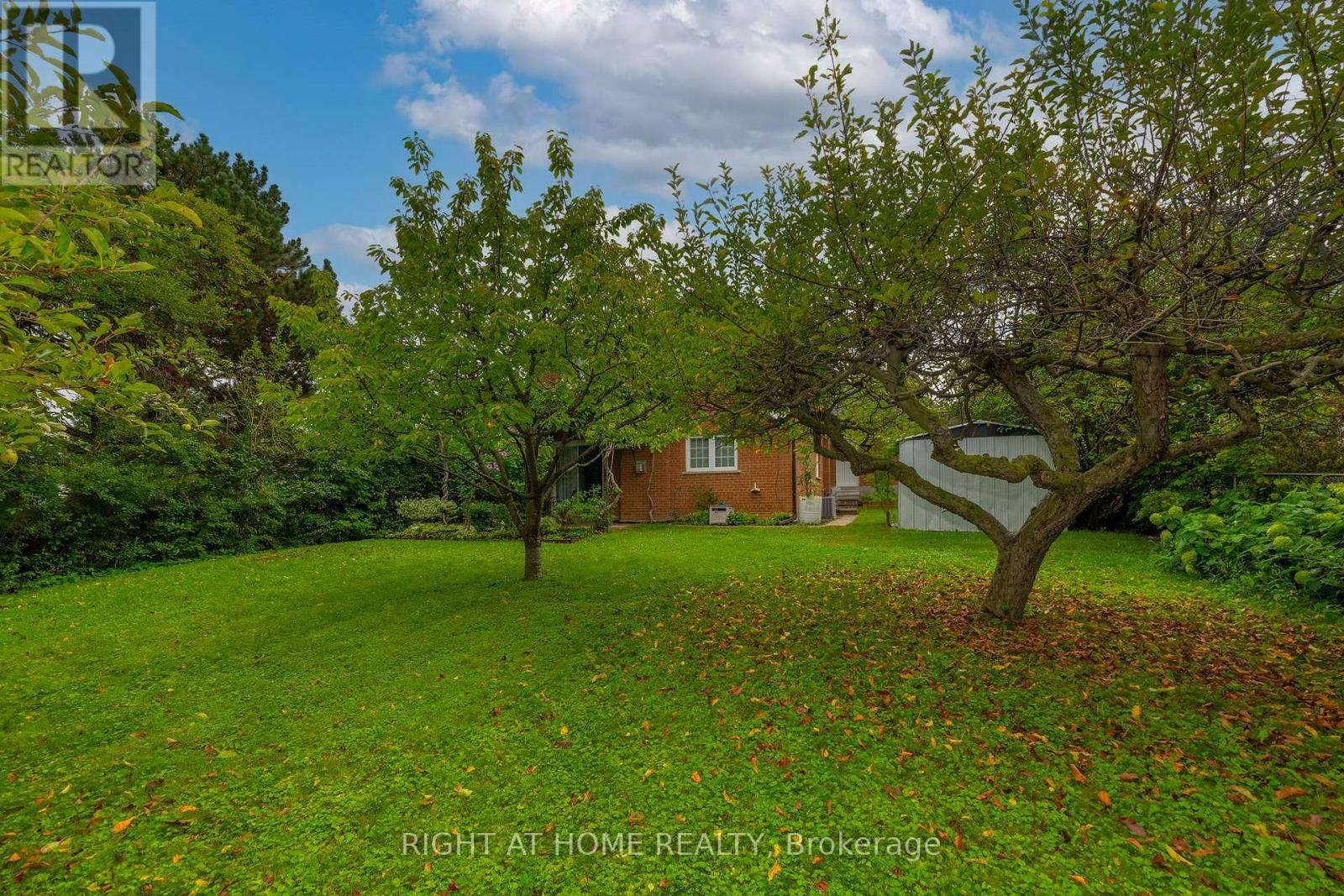236 SHAUGHNESSY BOULEVARD - Image 37