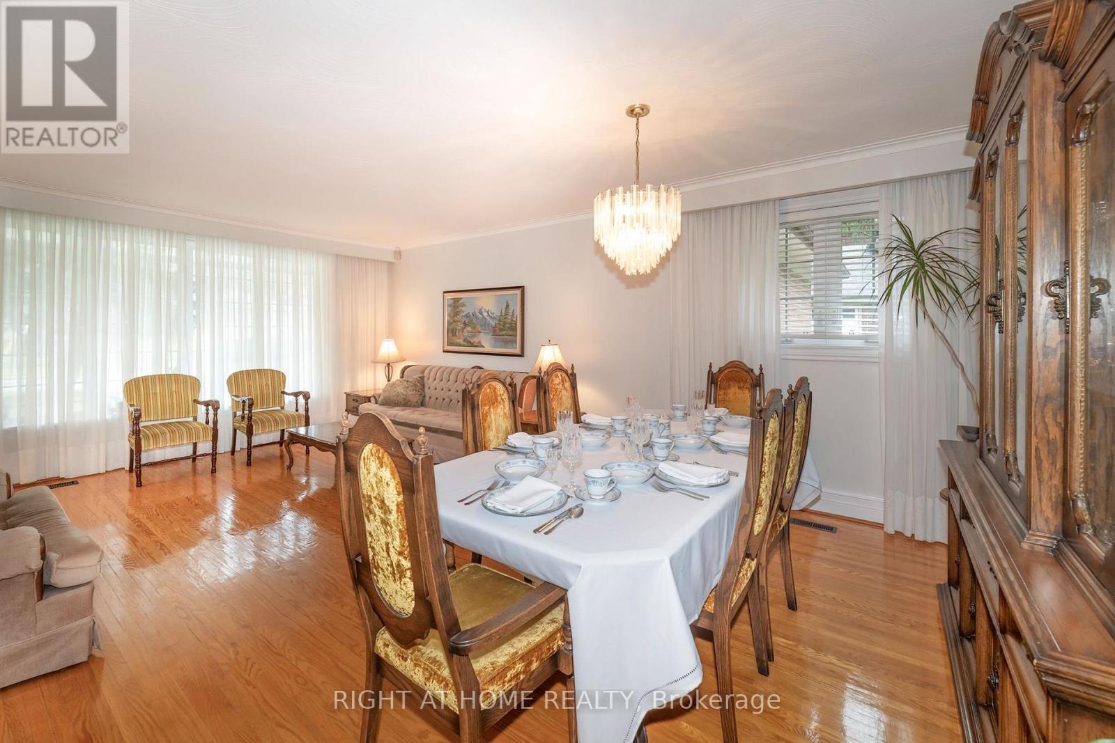 236 SHAUGHNESSY BOULEVARD - 8