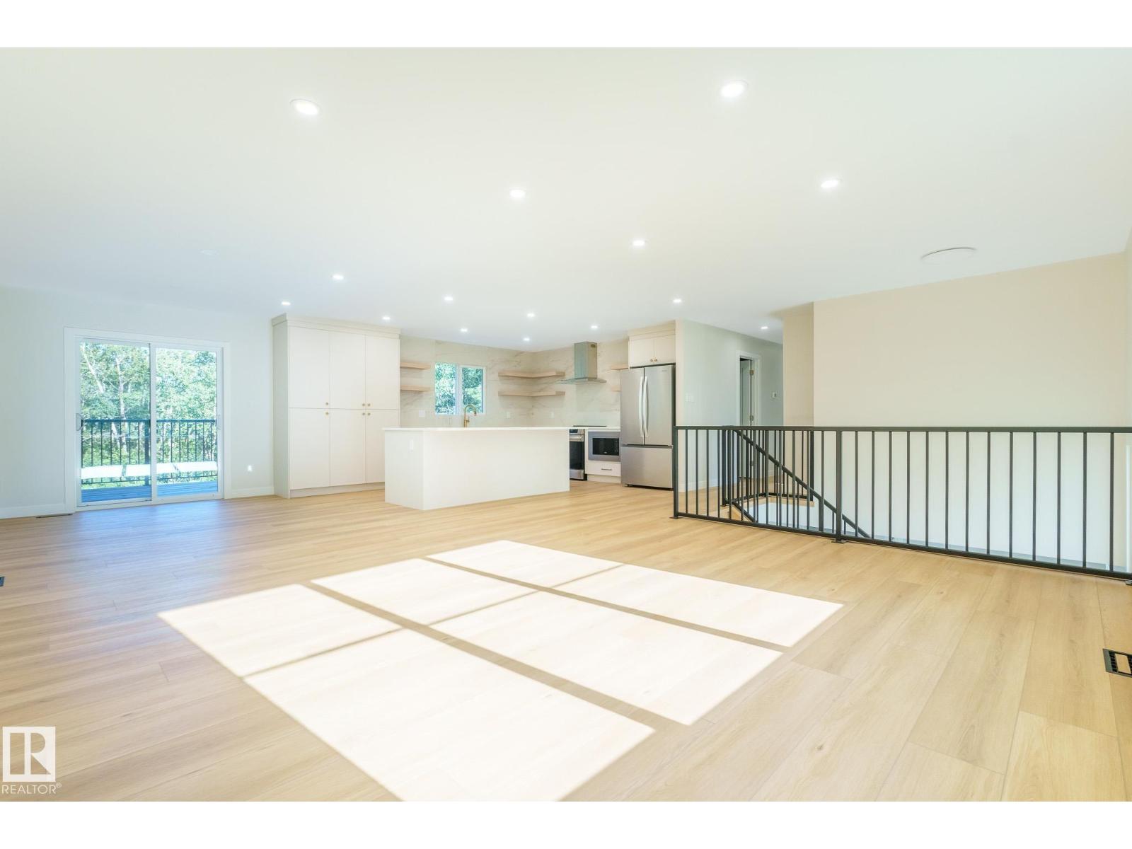 #194 51112 RGE ROAD 222 - 7