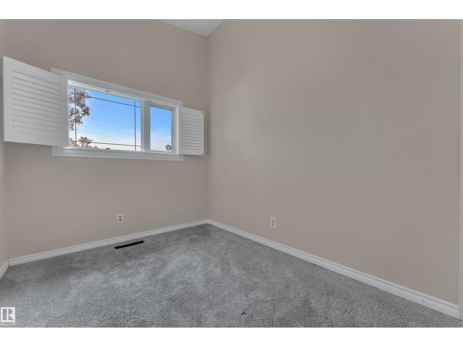 8803 68A ST NW - 25