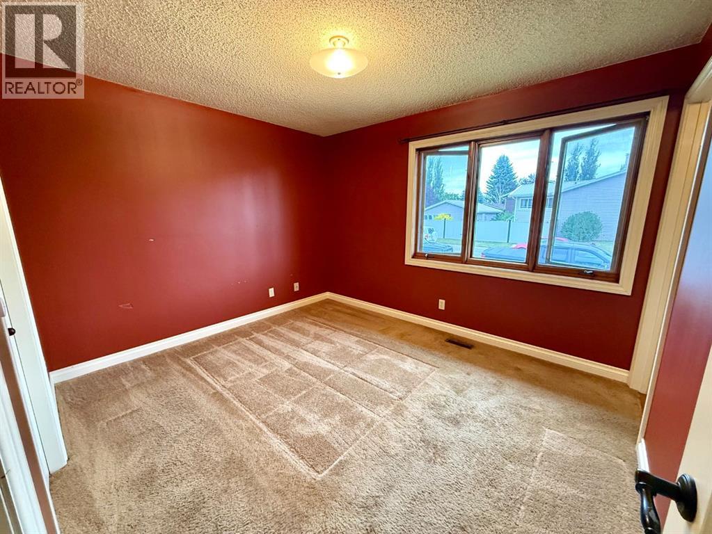 711 10 Avenue SE - Image 12