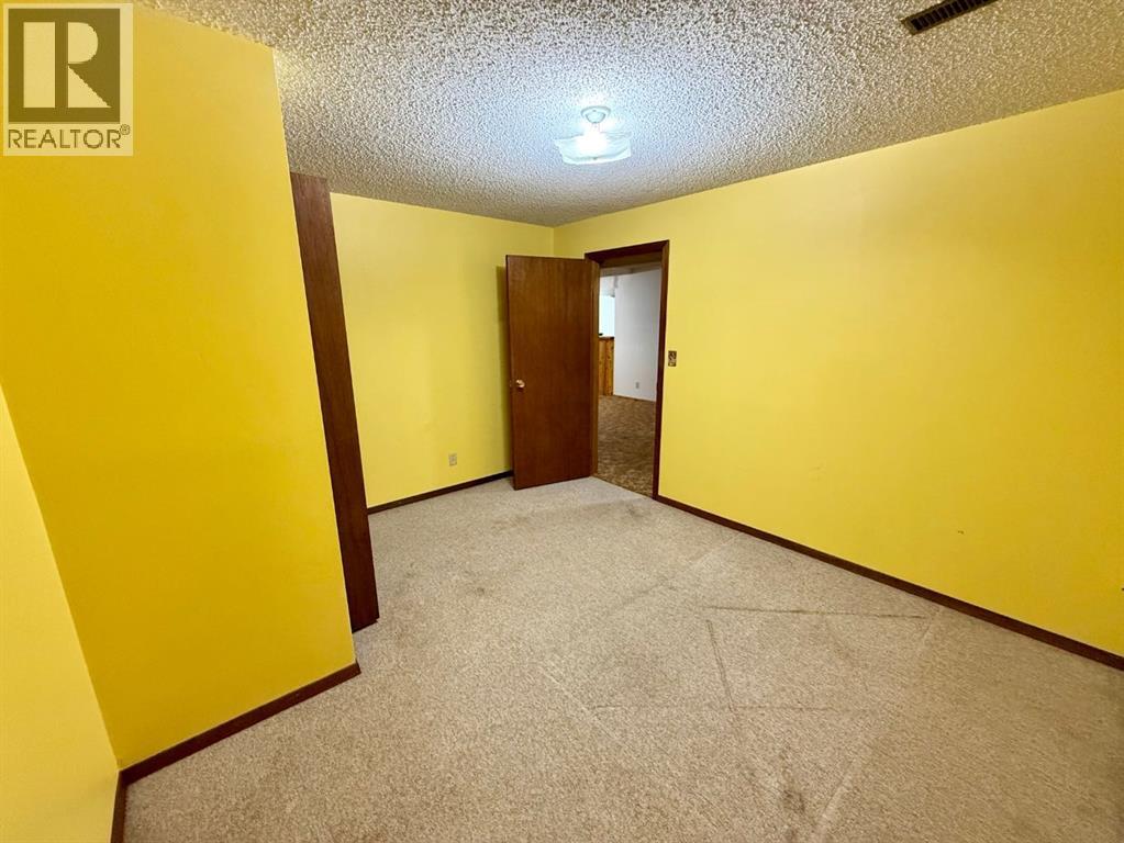 711 10 Avenue SE - 24