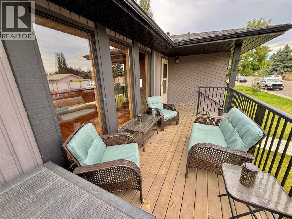 711 10 Avenue SE - 3