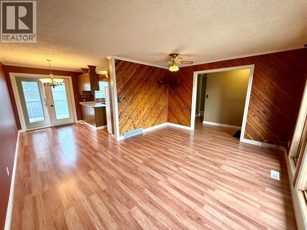 711 10 Avenue SE - Image 7
