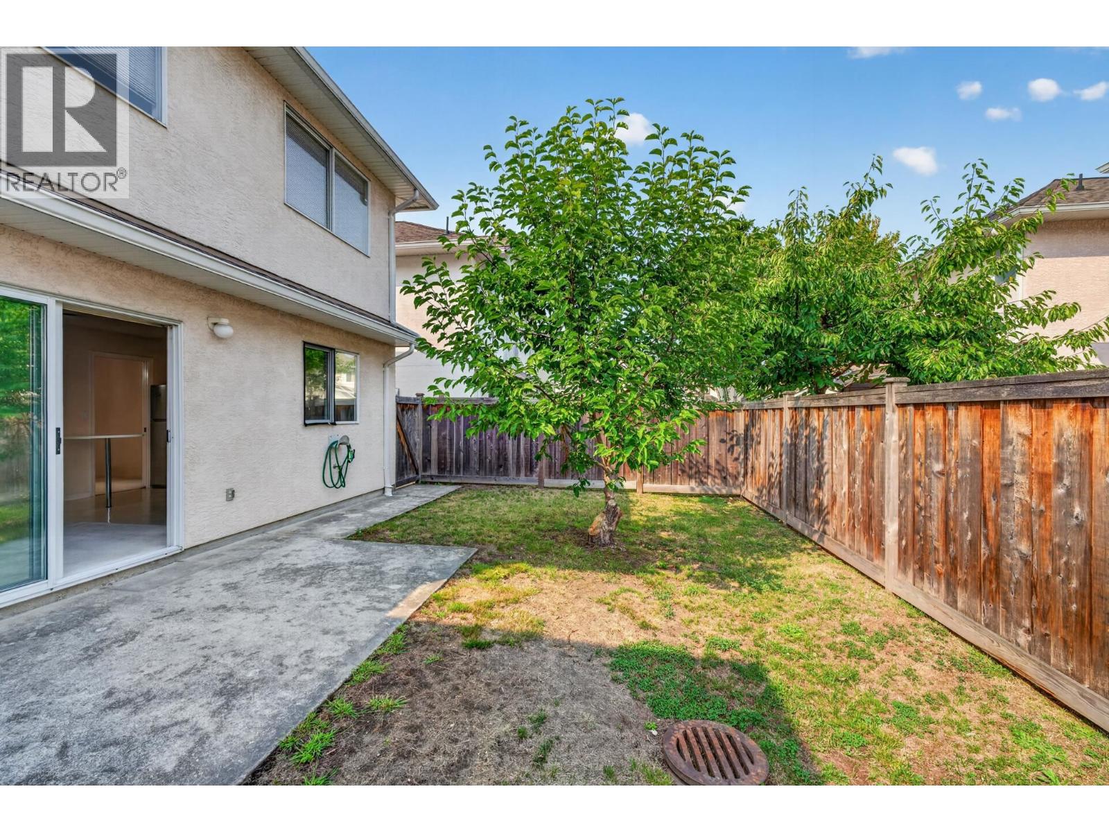 Photo of 68 10000 FISHER GATE 38