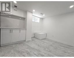 Lower Level - 92 Cadillac Avenue S, Oshawa, ON L1H5Z2 Photo 8