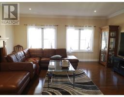 36 Country Heights Drive, Richmond Hill, ON L4E3M8 Photo 16