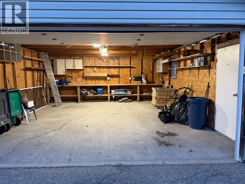 97 Greenview Close N - 33