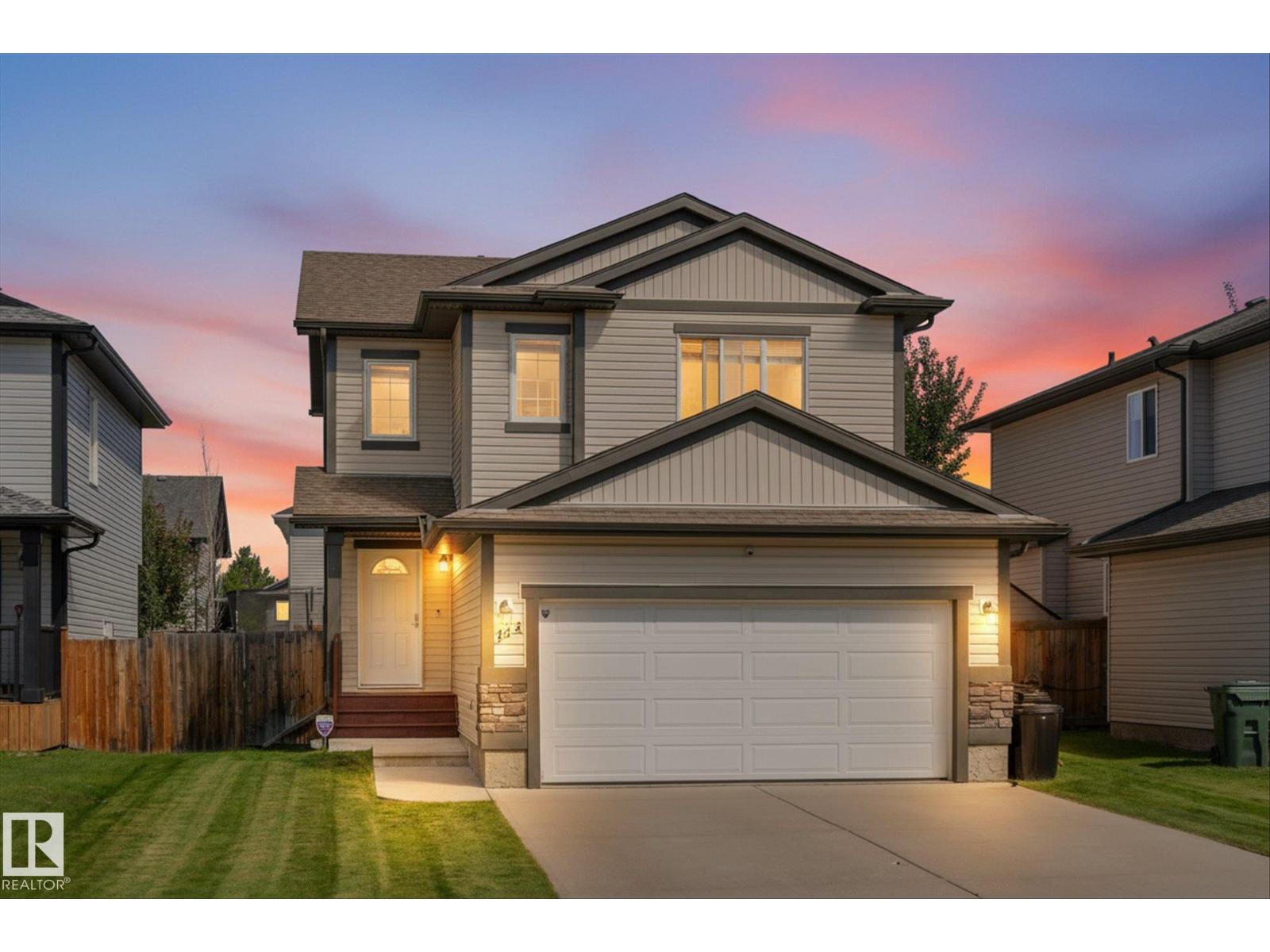 114 HILLDOWNS DR - 1