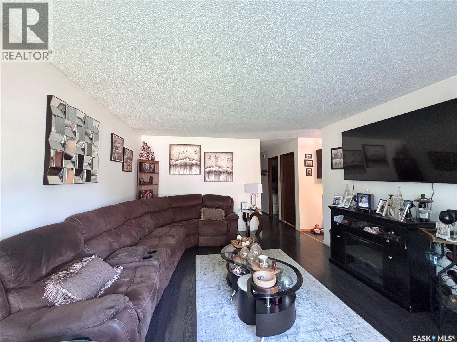 1524 Bradwell AVENUE - 10