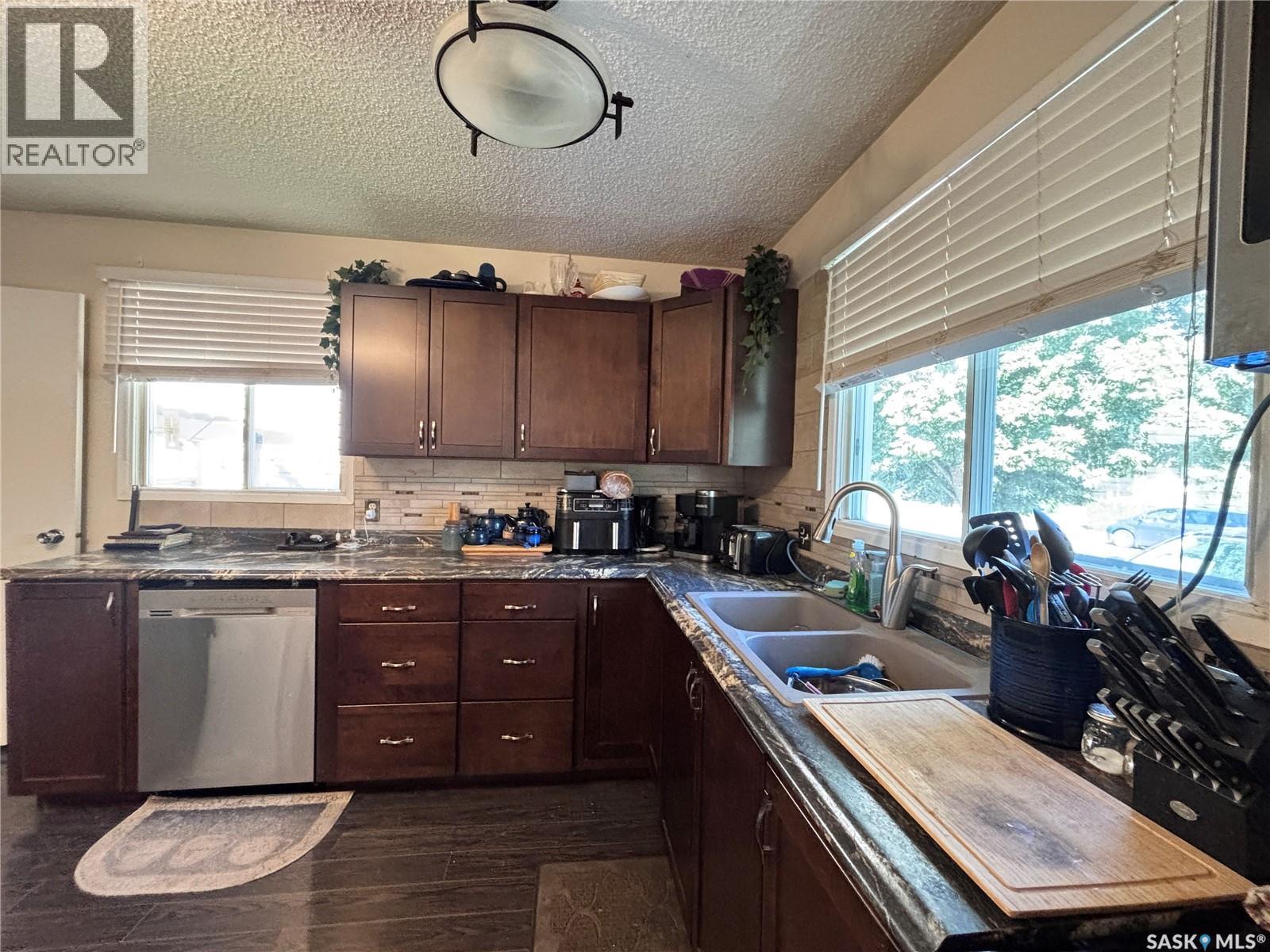 1524 Bradwell AVENUE - 8