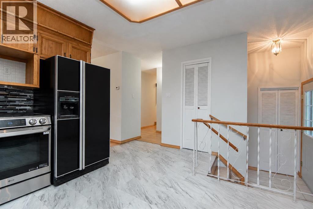 Listing photo – 54 Patterson Crescent, Red Deer