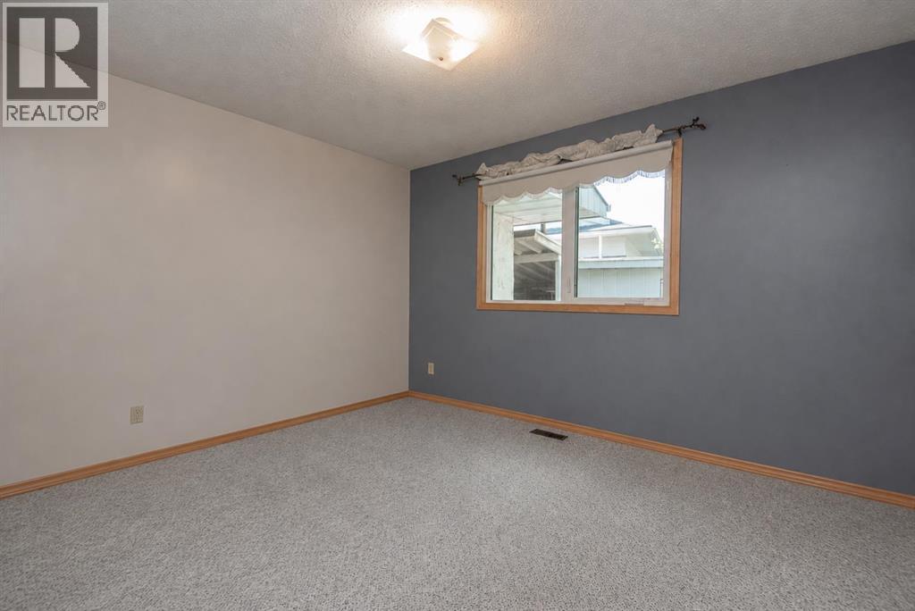 Listing photo – 54 Patterson Crescent, Red Deer