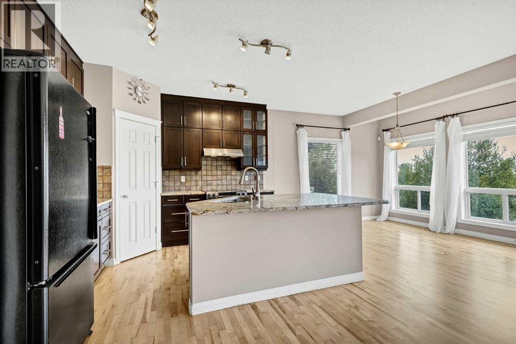92 Everhollow Way SW - 3