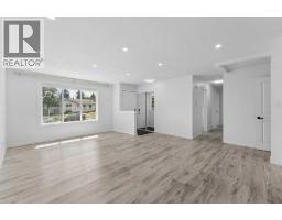 4pc Bathroom - 4666 Marbank Drive, Calgary, AB T2A3J6 Photo 6