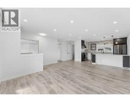 4pc Bathroom - 4666 Marbank Drive, Calgary, AB T2A3J6 Photo 7