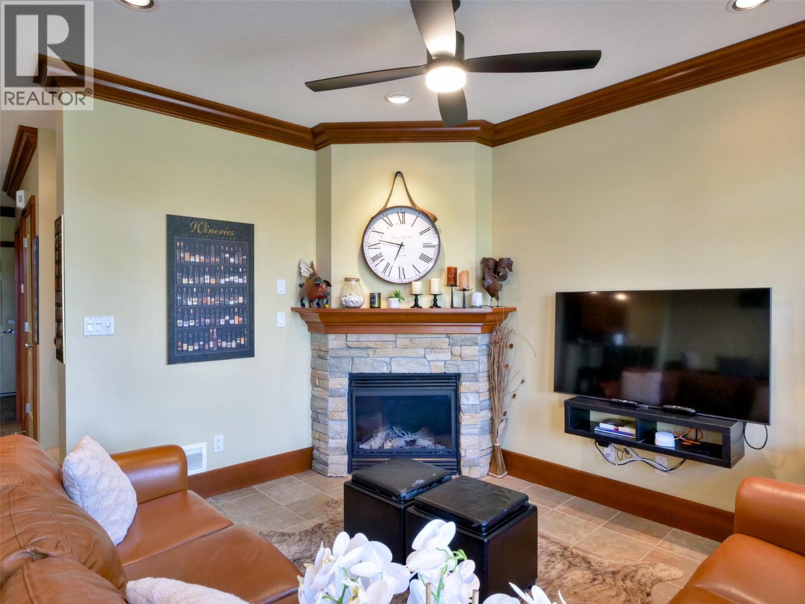 7200 COTTONWOOD Drive Unit# 49, Osoyoos