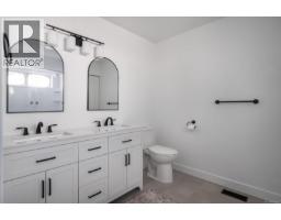 1041 Tara Cres, Parksville, BC V9P2W5 Photo 22