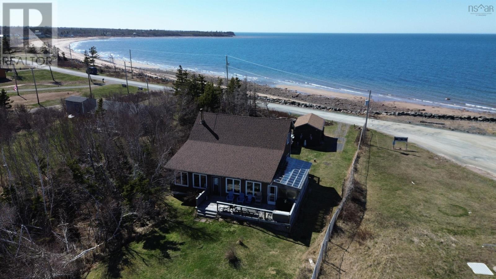 1836 Caribou Island Road - 1