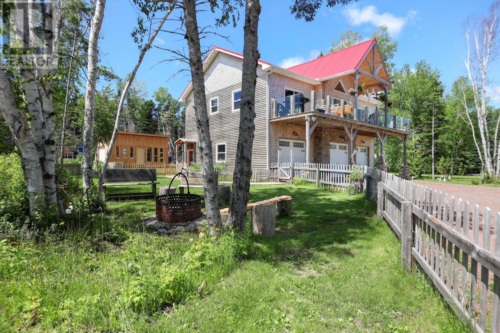 197 SPRUCE WAY - Image 4