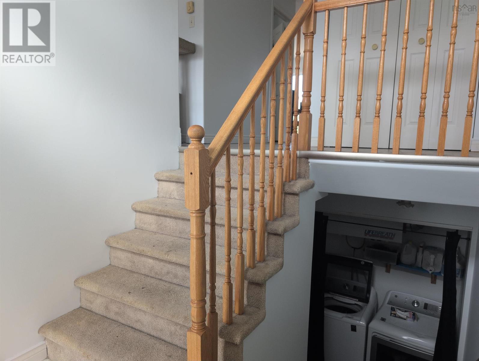231 Jeep Cres. Crescent - Image 3