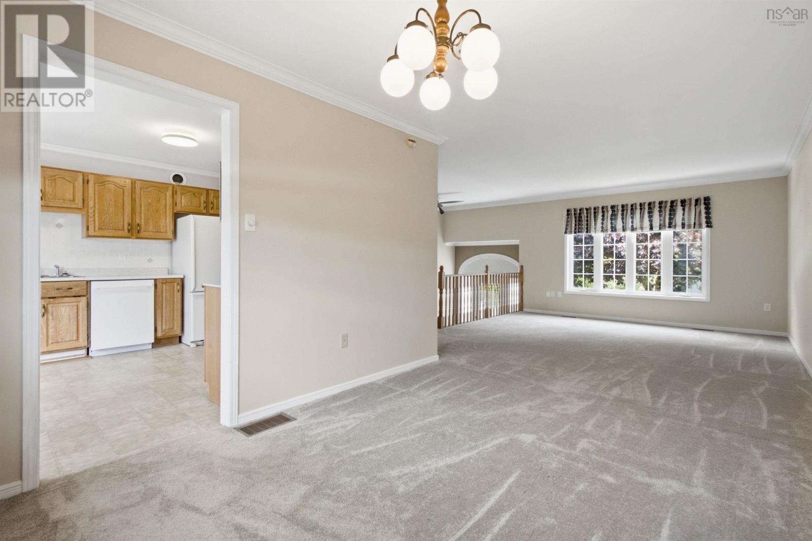 108 Stratford Drive - Image 10