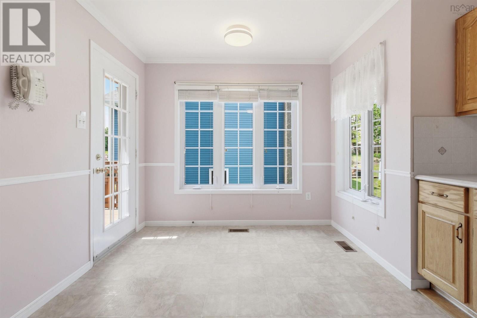 108 Stratford Drive - Image 16