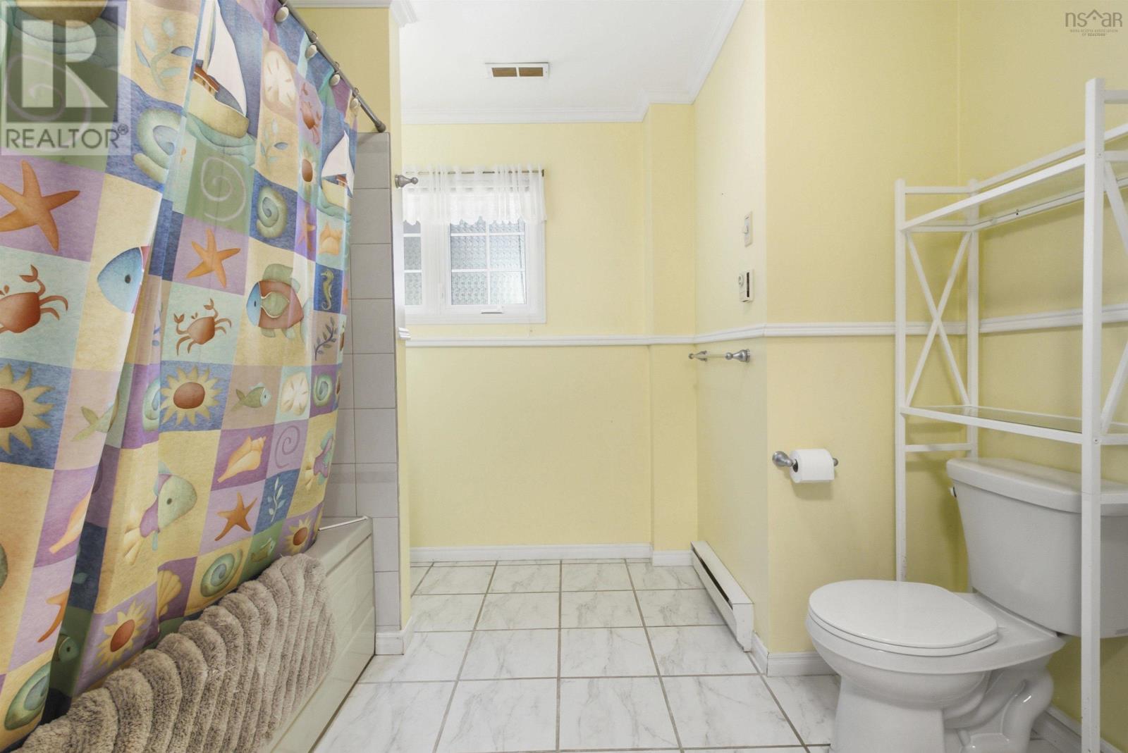 108 Stratford Drive - Image 33