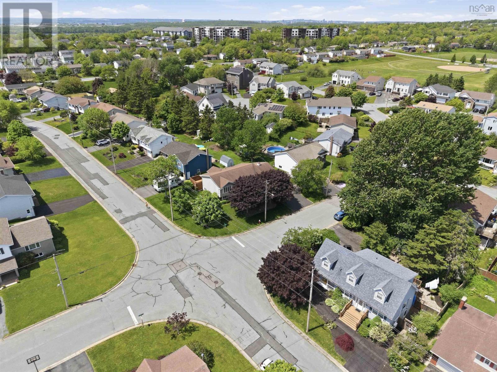 108 Stratford Drive - Image 48