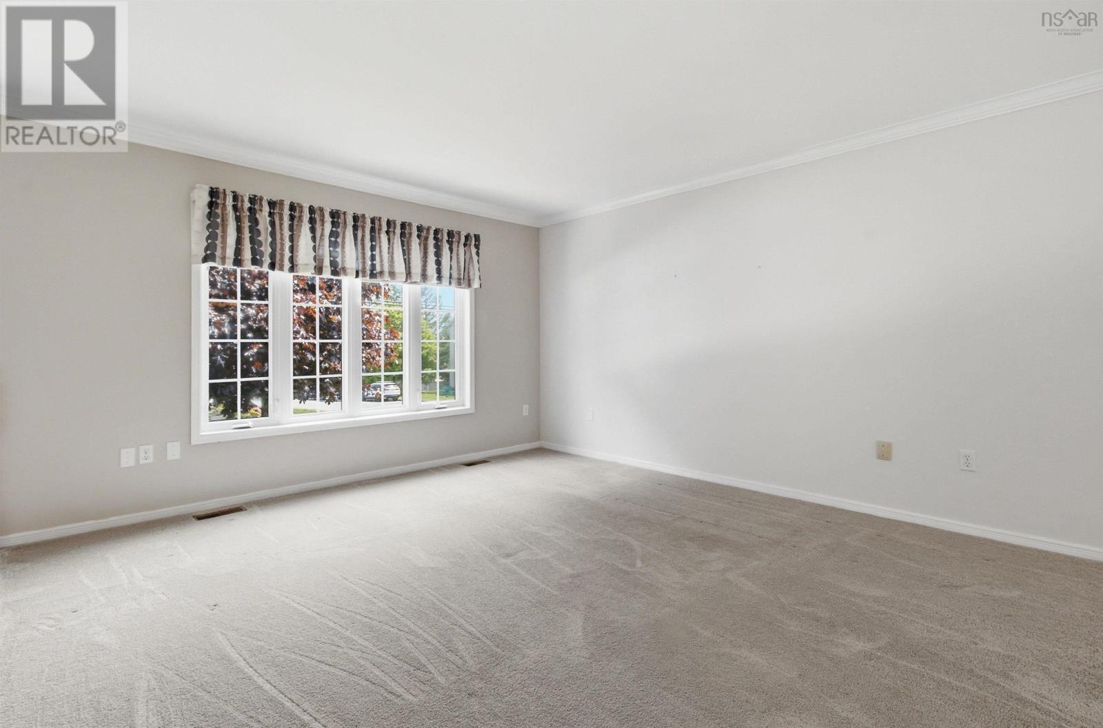 108 Stratford Drive - Image 7