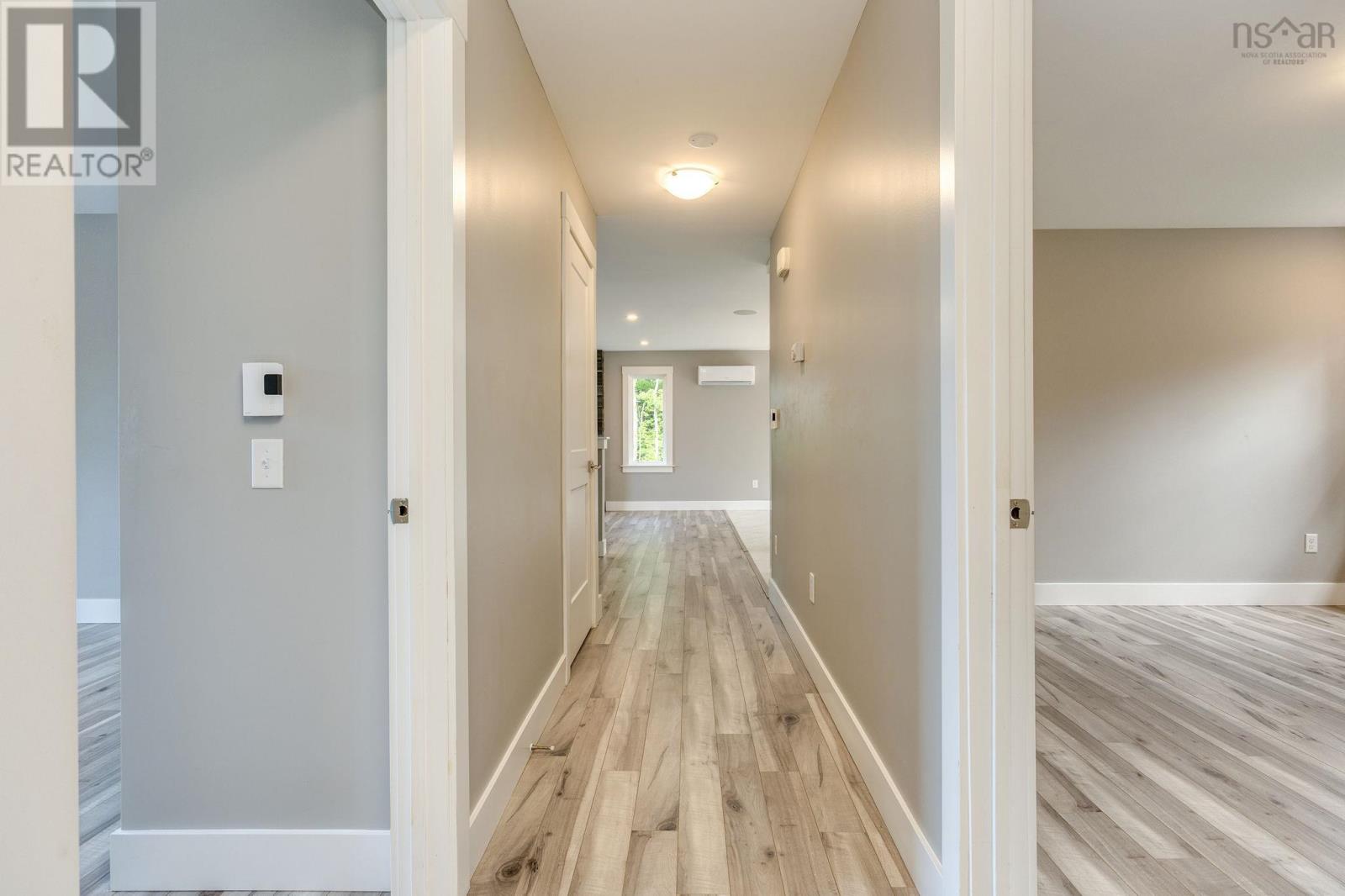 Property 22 of 50 of 105 Coltsfoot Lane