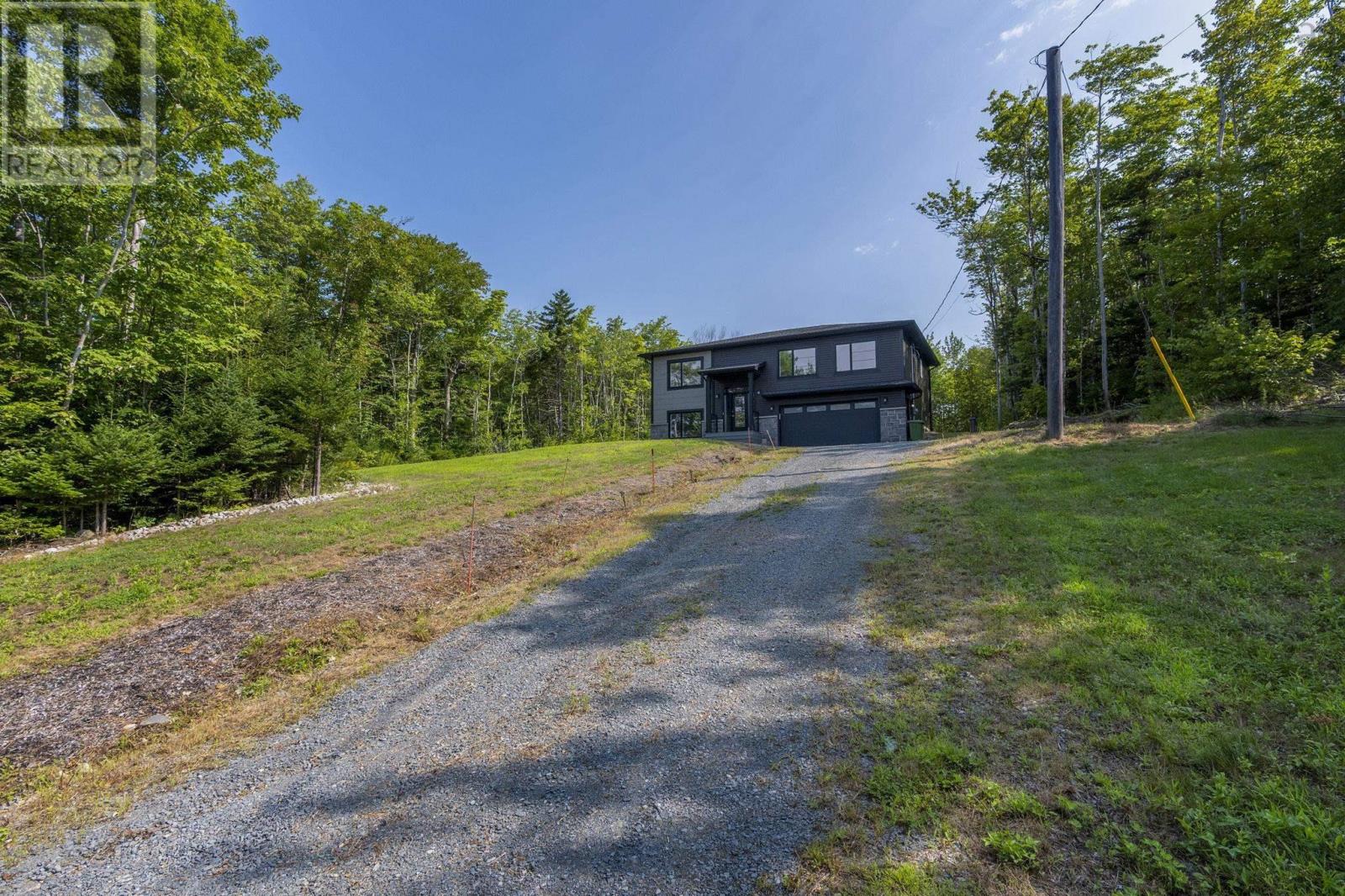 Property 2 of 50 of 105 Coltsfoot Lane