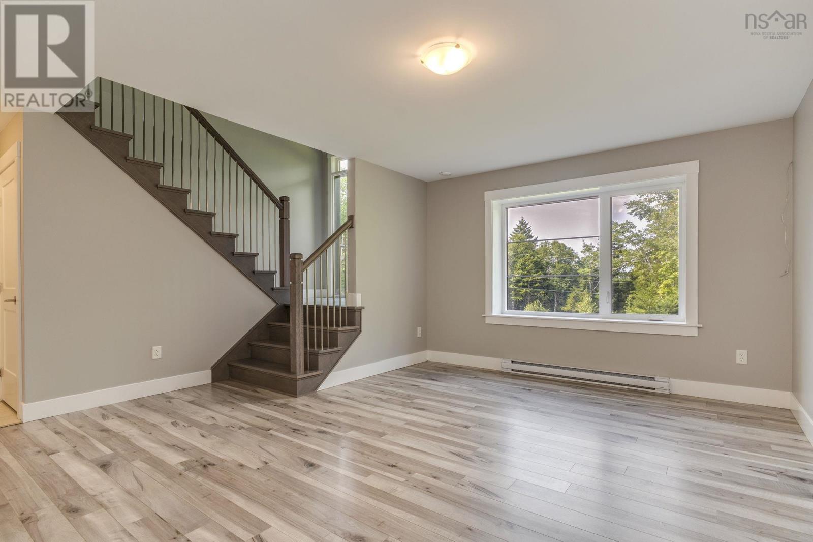 Property 38 of 50 of 105 Coltsfoot Lane