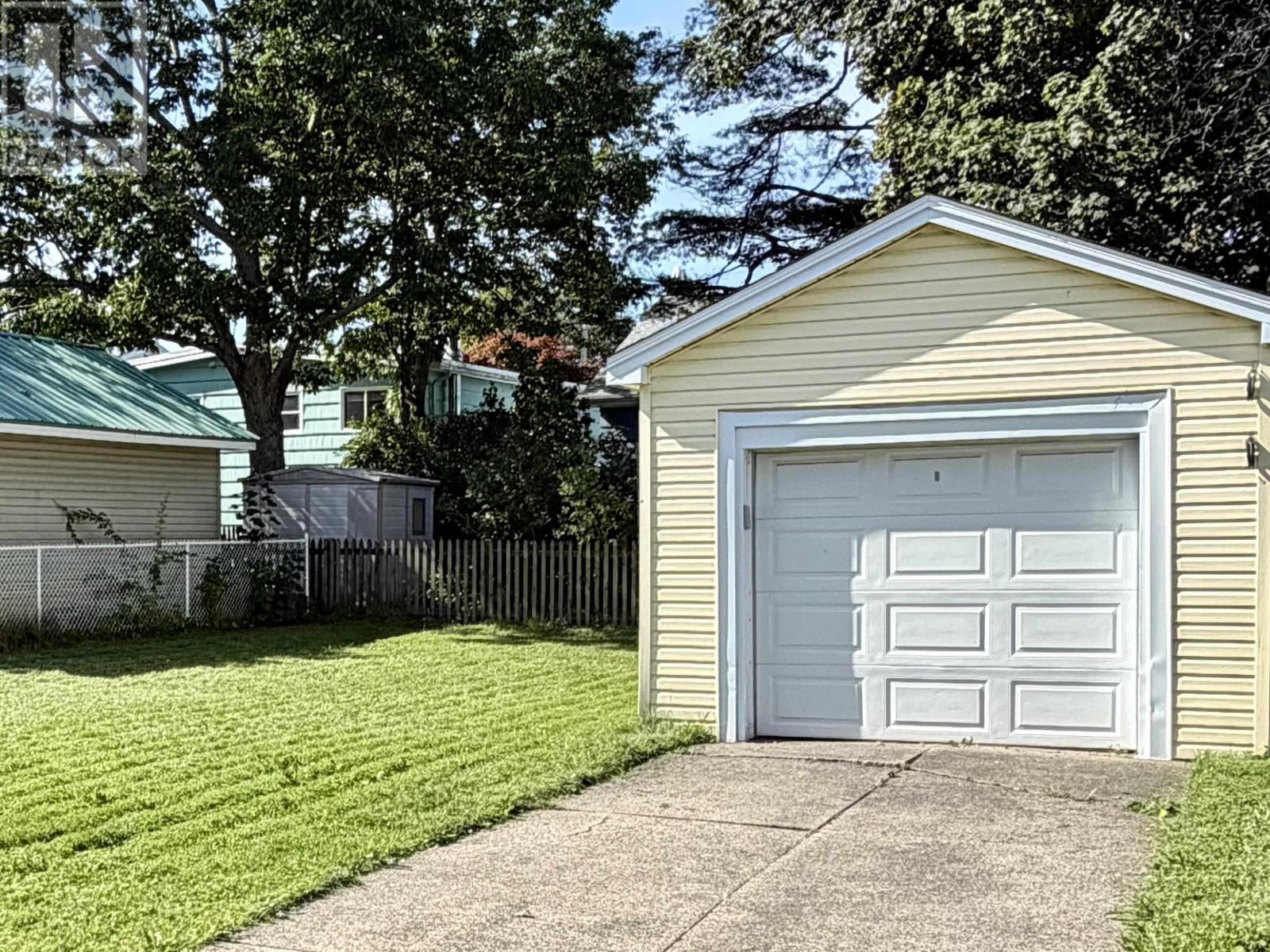 3058 Connaught Avenue - 3