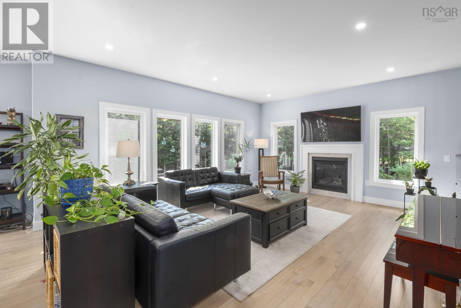 437 Heddas Way - Image 5