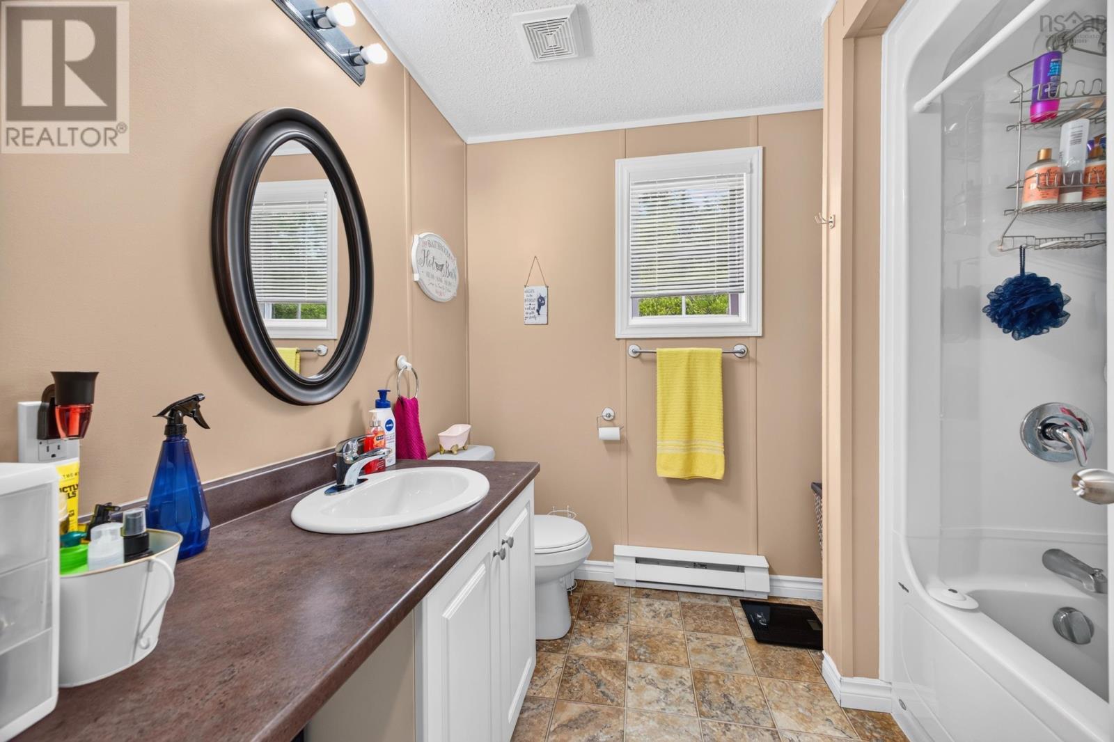 1047 GLEN FOREST Drive - Image 27