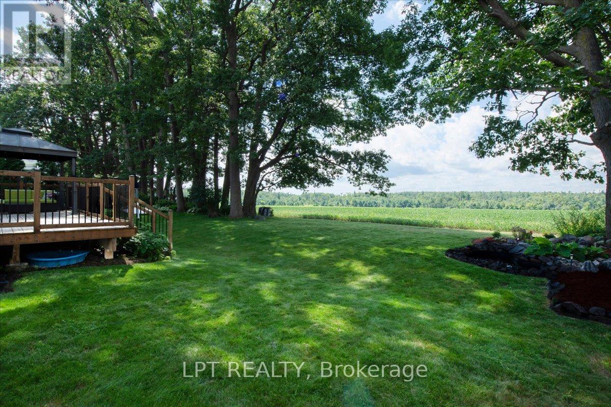 47 NORTHVIEW CRESCENT - 41