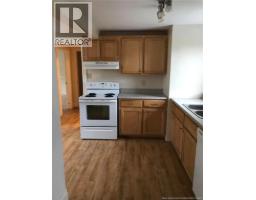 17 Pleasant Street, photo 14